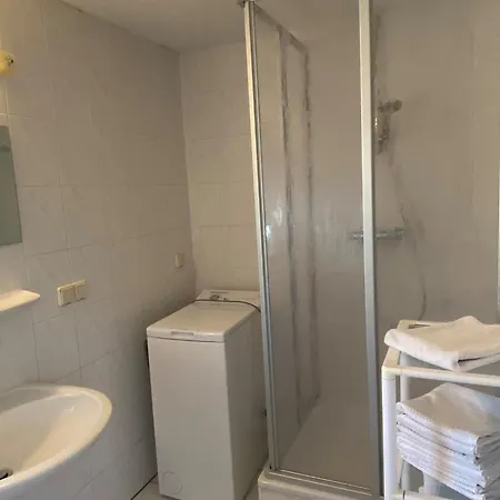 펜션 Ferienhaeuser Am Vogelpark - Boddenhaus Tizi